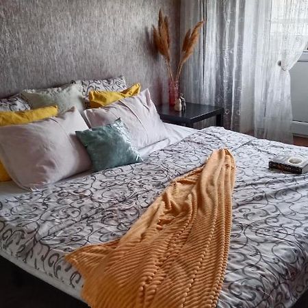 Трехкомнатные Апартаменты В 15 Микрорайоне С Видом На Каспийское Море И Возле Моря Aktau  Exteriér fotografie