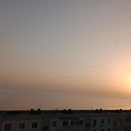 Трехкомнатные Апартаменты В 15 Микрорайоне С Видом На Каспийское Море И Возле Моря Aktau  Exteriér fotografie