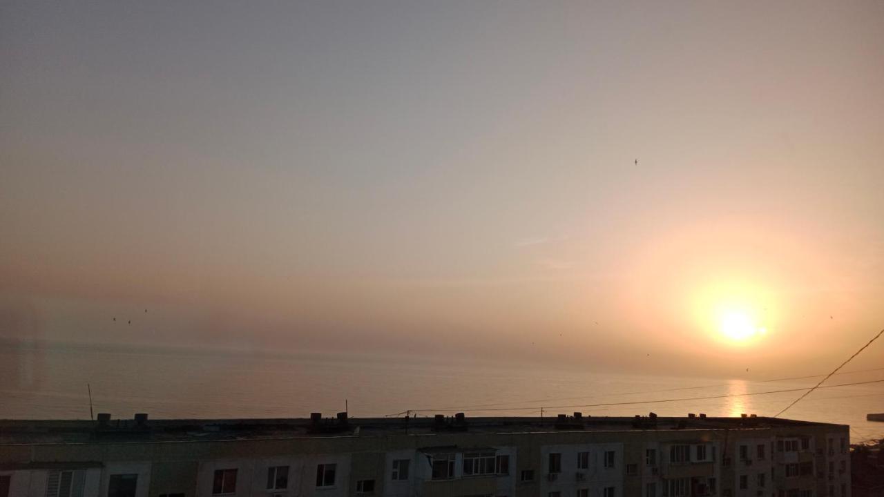 Трехкомнатные Апартаменты В 15 Микрорайоне С Видом На Каспийское Море И Возле Моря Aktau  Exteriér fotografie